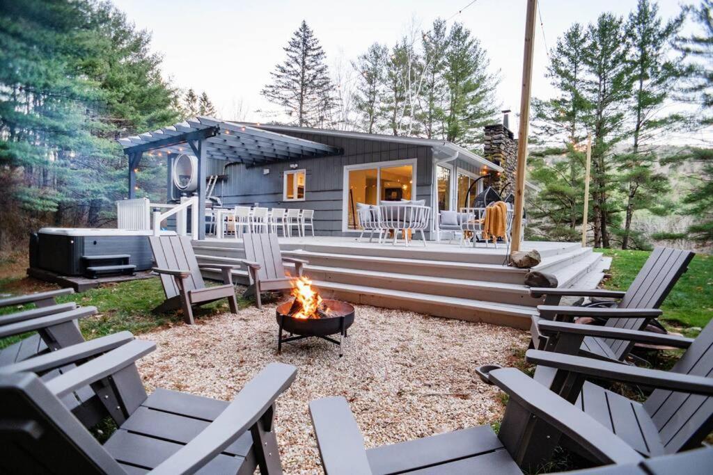 Prattvilla -Catskill -Mountain Escape 5 Bedroom ,3 Bath With Hot Tub Prattsville Екстериор снимка