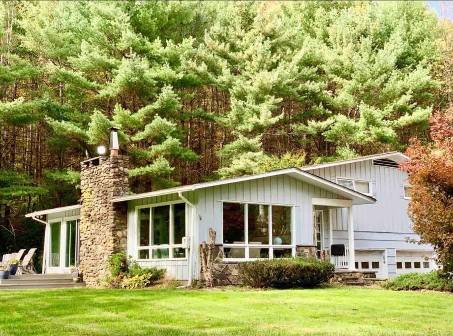 Prattvilla -Catskill -Mountain Escape 5 Bedroom ,3 Bath With Hot Tub Prattsville Екстериор снимка
