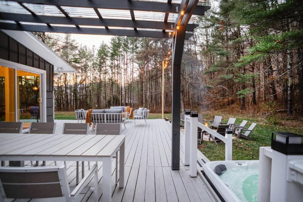 Prattvilla -Catskill -Mountain Escape 5 Bedroom ,3 Bath With Hot Tub Prattsville Екстериор снимка